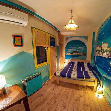 Hostel Mali Mrak Загреб Екстериор снимка